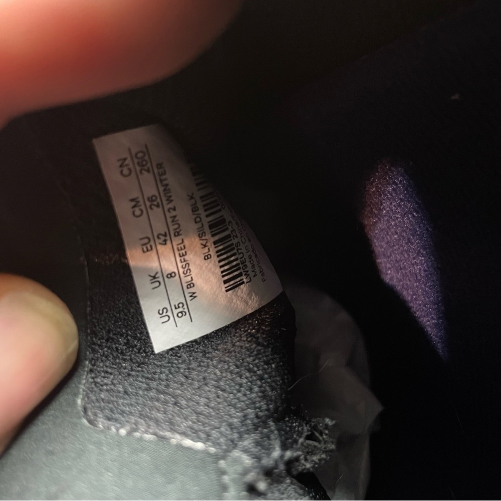 Lululemon Women's Blissfeel 2 Running Shoes Winter Size 9.5 - Picture 10 of 11